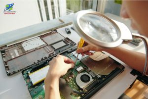 Máy Tính Bỗng Dưng “Chết”? Đừng Hoảng – Sửa Nhanh Trong Ngày Tại Nguyễn Hiền!